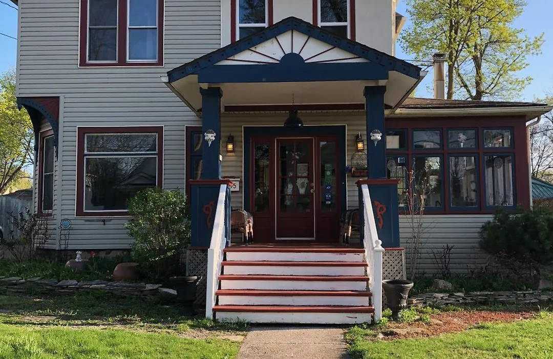 Blue Gables Bed And Breakfast-1